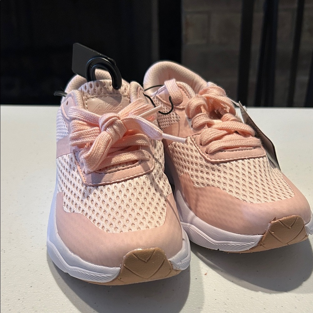 NWT Avia Womens Light Pink Sneakers Size 6